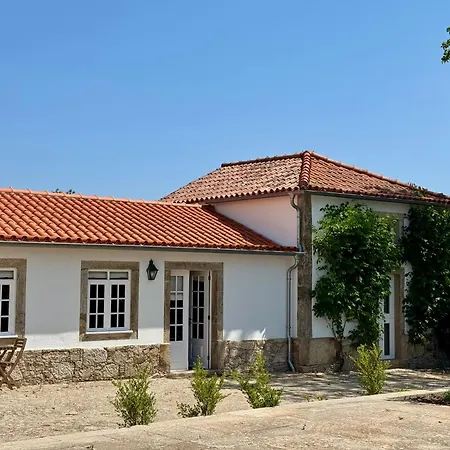 As Casinhas, Slow Living In Minho Quinta 펜션